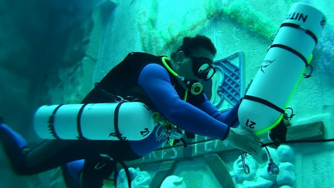 Hugues en Sidemount
